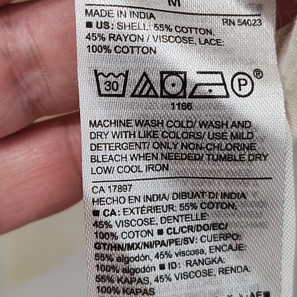 NWT Old Navy Cream Boho Lace Crochet Pintucked Peasant Top Women's M - Picture 4 of 10